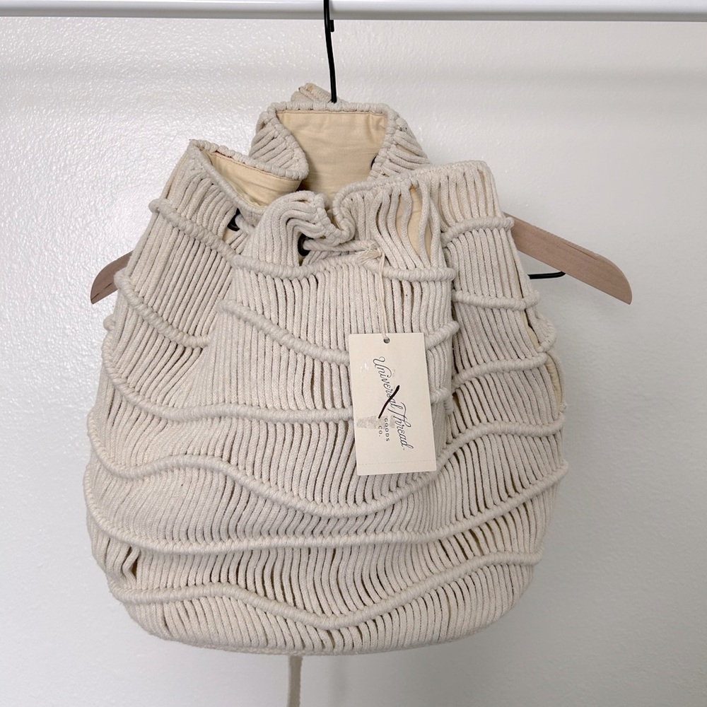 Universal Thread Drawstring Bag